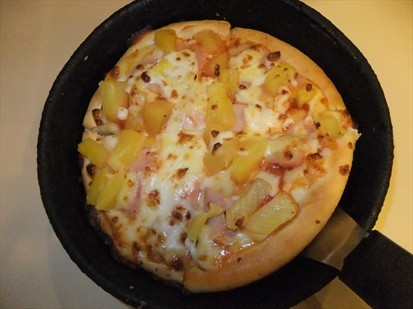 pizza hut pan pizza. The pizzas were not too bad,
