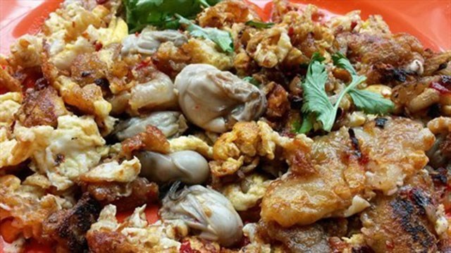 Katong Keah Kee oyster omelette
