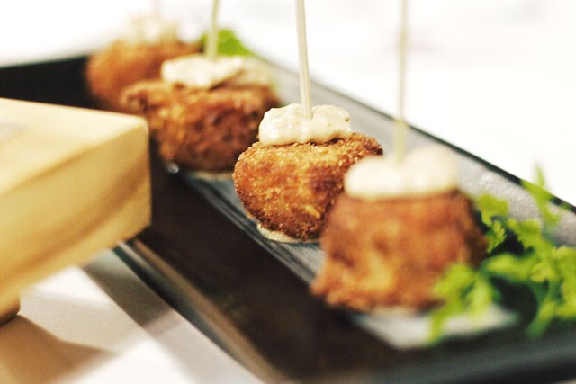 spicy crab meat croquettes