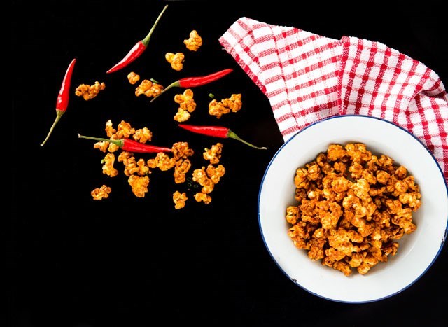 sriracha popcorn