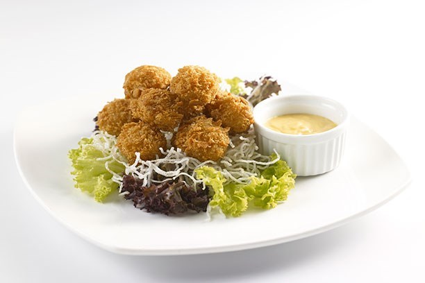 earle swensens breaded scallops with salted egg yolk dip